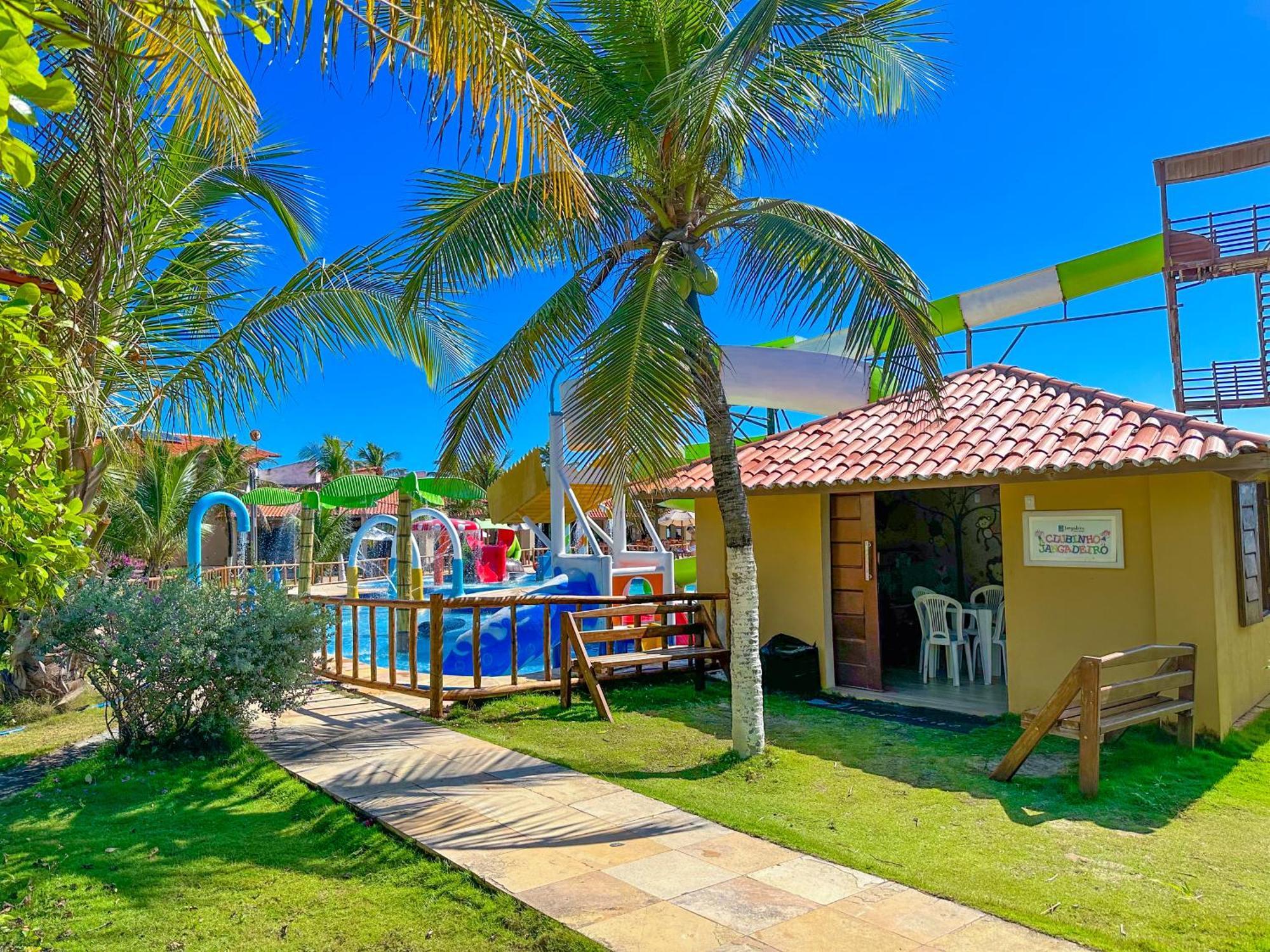 Jangadeiro Praia Hotel Resort - Parque Aquatico E Pe Na Areia Aquiraz Exterior foto